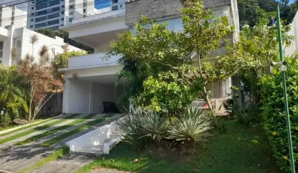Casa em Condomínio 5/4 Alphaville I