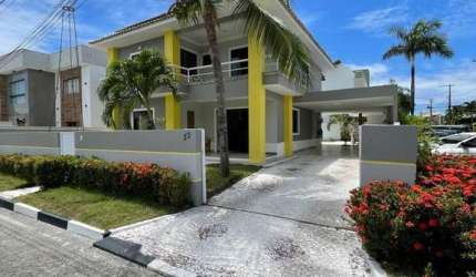 Casa 4 suítes em Buraquinho