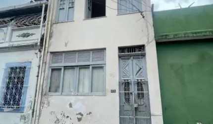 Triplex 3/4 &#8211; Largo 2 de Julho