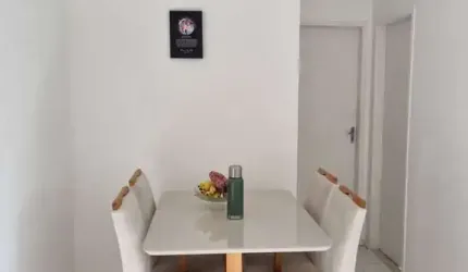 Apartamento 2/4 Armação.