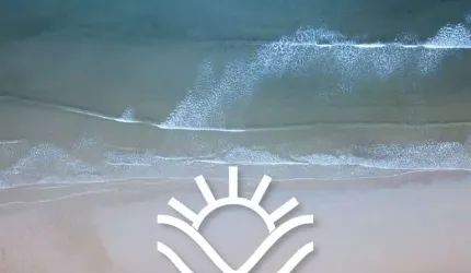 Mali Beach &#8211; Itacimirim (Pé na areia) com 3 suítes + varanda e lavabo