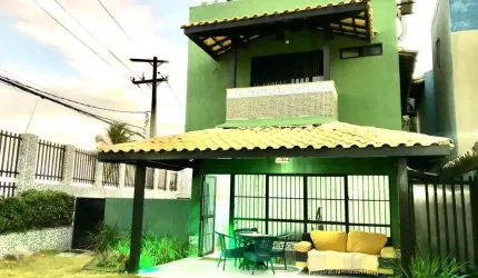 Casa de Praia Pé na Areia 4/4 na Praia do Flamengo
