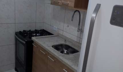 Apê 2 Quartos com Armários e 1 Vaga – R$ 130.000