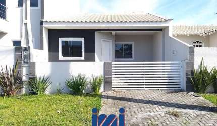 Casa nova a venda na praia Pontal do Paraná