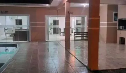 Casa Faixa Mar com Piscina