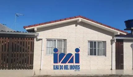 Casa a venda em condomínio Matinhos
