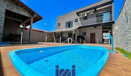 Sobrado alto padrão no litoral praia de leste