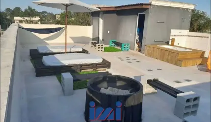 Sobrado estilo colonial no litoral a venda