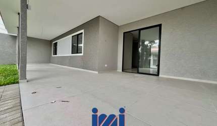 Casa 5 dormitórios  em Matinhos