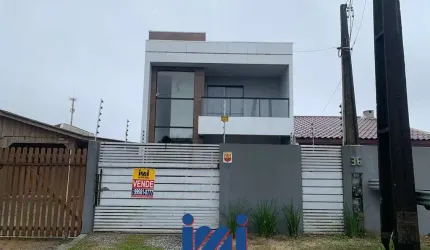 Sobrado com piscina com vista para o mar  nereidas