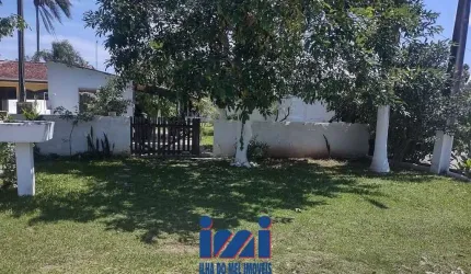 Casa com kitnet a venda em Guaratuba