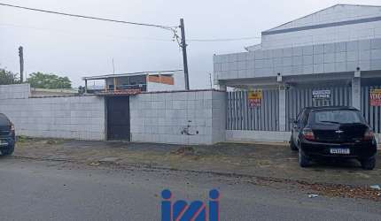 SOBRADO  EM CONDOMÍNIO com piscina em Matinhos