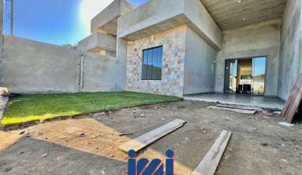 Casa a venda 3 quartos com piscina Guaratuba Pr