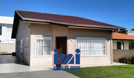 Casa com piscina a venda em coroados