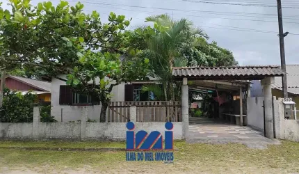 CASA A VENDA NO BALNEARIO SHANGRI-LA
