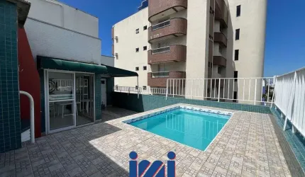Apartamento duplex com 3 dormitórios em Caiobá