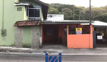 Casa com 2 dormitórios a venda em Matinhos