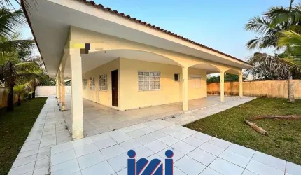 Casa na praia Pontal do Sul