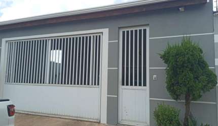 Casa com 2 dormitórios à venda, 230 m² por R$ 695.000,00 - Residencial Caroline - Elias Fausto/SP