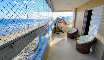 Apartamento frente mar à venda com 3 quartos em Praia Grande SP.