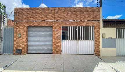 Casa de 2 quartos em Santos Reis