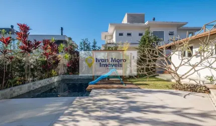 Casa à venda em Rio Tavares  -  Florianópolis - SC