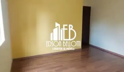 Apartamento a venda no Centro, 2 dorm, sala, cozinha, 1 wc, 1 vaga.