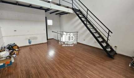 Sobrado Residencial / Comercial à Venda, 5 dorms, 2 vagas, 235 m²