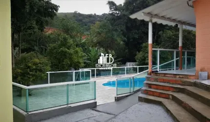 Chácara para Venda em Ribeirão Pires, 2 dorm(s), 10 vaga(s), 1.600 m2 de área total