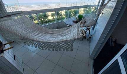 Apartamento de 2 dormitórios, sendo 1 Suíte, 86 m², vista frente mar em Praia Grande SP.
