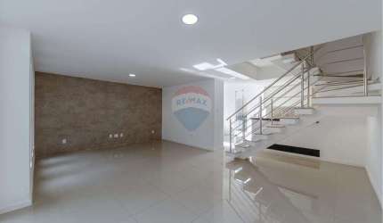 Casa 3 quartos com área gourmet e churrasqueira e hidromassagem jacuzzi