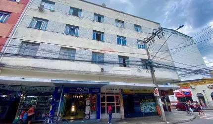 Apartamento de  03 quartos no centro da cidade