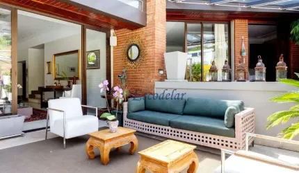 Casa para comprar com 4 suítes, térrea, espaço gourmet, àrvores frutíferas, 2.470m² terreno gramado - Jardim Guedala, São Paulo SP
