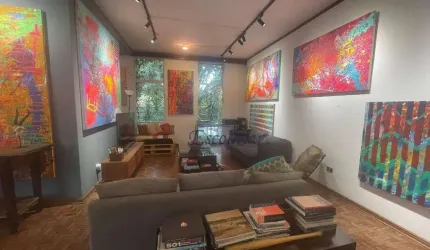 Casa com 5 dormitórios à Venda, 320 m² na Vila Madalena - São Paulo/SP