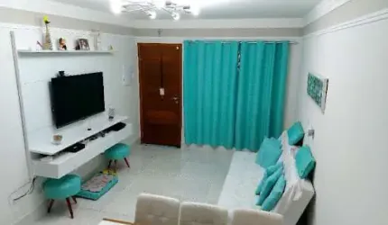 Sobrado à venda, 3 suítes, 2 vagas na Vila Mazzei