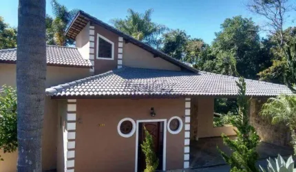 Casa com 3 dormitórios à venda, 250 m² por R$ 1.380.000,00 - Alpes da Cantareira - Mairiporã/SP