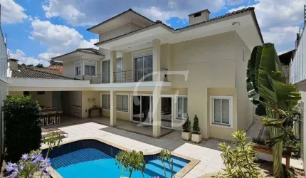 Sobrado à venda | 490m² |  4 suítes | 8 vagas | São Paulo/SP