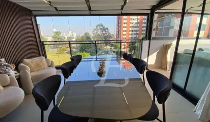 Apartamento com 4 dormitórios à venda em Alphaville - Barueri/SP