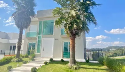 Casa com 4 dormitórios para alugar em  Alphaville - Santana de Parnaíba/SP