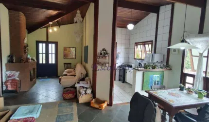 Casa com 6 dormitórios à venda em Condomínio , 222 m² por R$ 1.200.000 - Alpes da Cantareira - Mairiporã/SP