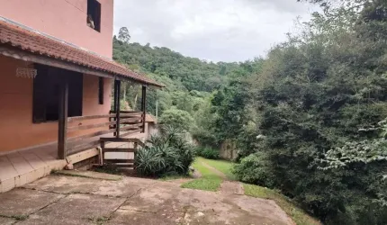Casa com 5 dormitórios à venda, 232 m² por R$ 880.000,00 - Serra da Cantareira - Mairiporã/SP