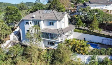 Casa com 4 dormitórios à venda, 550 m² por R$ 2.960.000,00 - Suíça da Cantareira - Mairiporã/SP