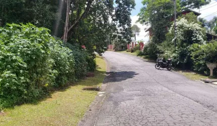 Belíssimo terreno no Condomínio Residencial Cantareira na Serra da Cantareira em Mairiporã.