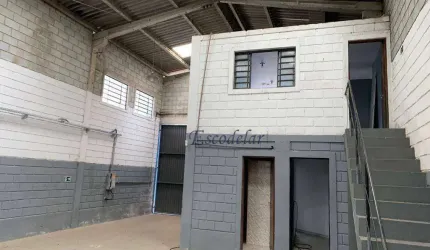 Galpão para alugar, 400 m² por R$ 7.056,00/mês - Terra Preta - Mairiporã/SP