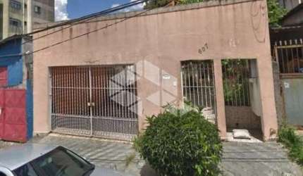Casa Térrea Pq Sete de Setembro 2 quartos e edícula
