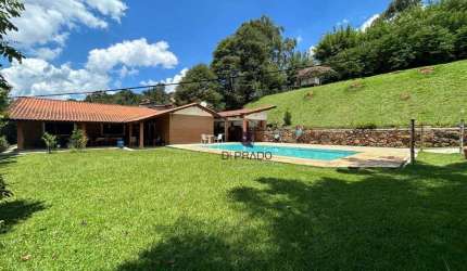 Oportunidade Única em Atibaia- São Paulo , sitio com 15.000m², lago com nascente própria , 2 casas, principal  com 423m² e secundária em torno  100m².