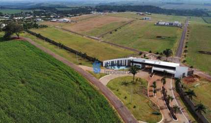 Terreno à venda,  com 1562 m² , no Condomínio Residencial Maanaim