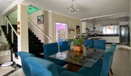 Sobrado à venda, 178 m² por R$ 1.300.000,00 - Bandeirantes - Londrina/PR