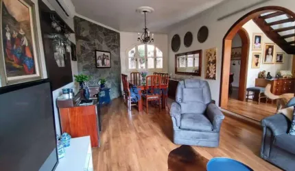 Casa com 3 dormitórios à venda, 205 m² por R$ 1.300.000,00 - Kennedy - Londrina/PR