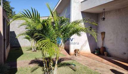 Casa com 3 dormitórios à venda, 130 m² por R$ 690.000,00 - Messiânico - Londrina/PR